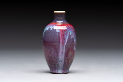 A Chinese flamb&eacute;-glazed snuff bottle, 18/19th C.