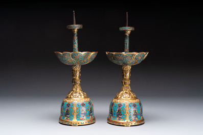 A pair of Chinese cloisonn&eacute; candle holders, 19th C.
