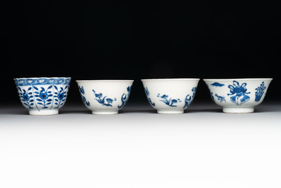 Six Chinese blue and white cups and seven saucers, 18/19th C.