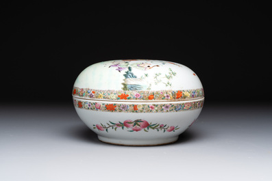 A Chinese famille rose 'playing boys' box and cover, Ling Zhi Cheng Xiang 麟趾呈祥 mark, 20th C.