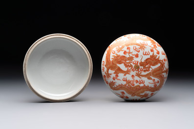A Chinese gilt and iron-red-decorated 'dragon' covered ink paste box and a famille rose bowl, 19/20th C.