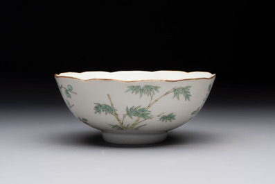 A Chinese gilt and iron-red-decorated 'dragon' covered ink paste box and a famille rose bowl, 19/20th C.