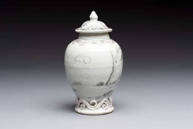 A Chinese grisaille semi-erotic 'La Nourriture' nine-piece tea service, Qianlong