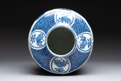 A fine Chinese blue and white jar with two cranes in a garden, Wanli
