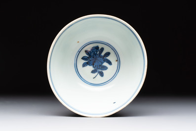 Two Chinese blue and white bowls, Fu Gui Jia Qi 富貴佳器 mark, Wanli