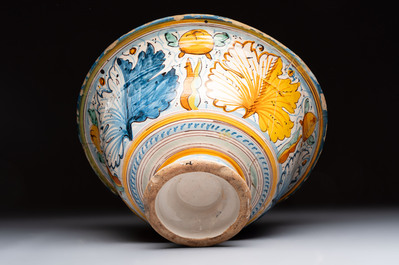 A large polychrome Italian maiolica bowl with floral design, Montelupo, 17th C.