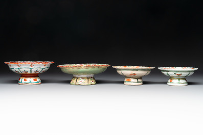 Six Chinese Thai market Bencharong-style wares and two Thai Sawankhalok wares, 15/19th C.