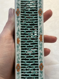 A Chinese iron-red and green-enamelled reticulated incense stick holder, 19th C.
