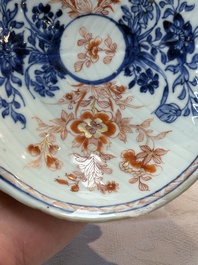 Three Chinese famille verte and Imari-style shell-form dishes, Kangxi