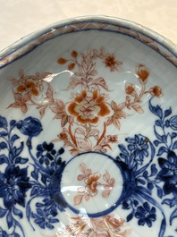 Three Chinese famille verte and Imari-style shell-form dishes, Kangxi