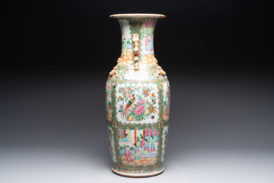 A Chinese famille rose vase and two Canton famille rose vases, 19/20th C.