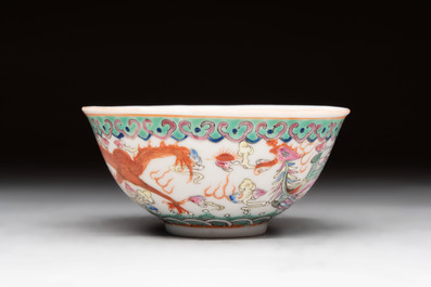 A group of 17 Chinese famille rose wares, Guangxu, Jiangxi Chupin 江西出品, Xu Fumao 徐福茂 marks, 19/20th C.