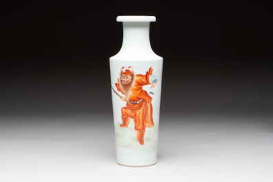Five Chinese famille rose vases, Kangxi, Qianlong and Ju Ren Tang 居仁堂 mark, 19/20th C.