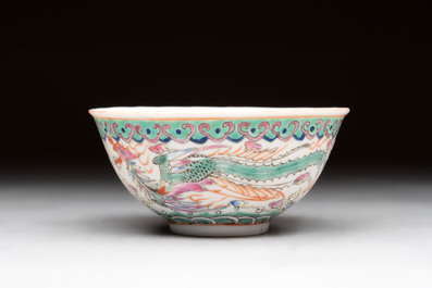 A group of 17 Chinese famille rose wares, Guangxu, Jiangxi Chupin 江西出品, Xu Fumao 徐福茂 marks, 19/20th C.