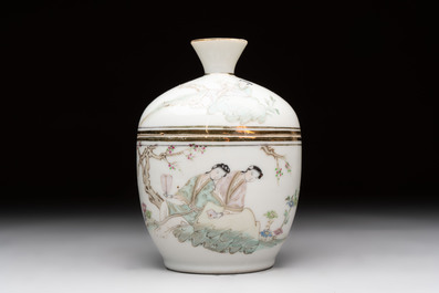 A group of 17 Chinese famille rose wares, Guangxu, Jiangxi Chupin 江西出品, Xu Fumao 徐福茂 marks, 19/20th C.
