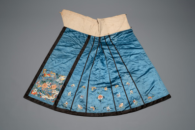 A Chinese mandarin official's court hat, an embroidered silk 'phoenix' panel and a skirt, 19th C.