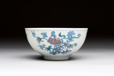 A Chinese doucai bowl with floral design, Wen Tang Ya Zhi 文棠雅制 mark, Daoguang