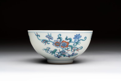 A Chinese doucai bowl with floral design, Wen Tang Ya Zhi 文棠雅制 mark, Daoguang
