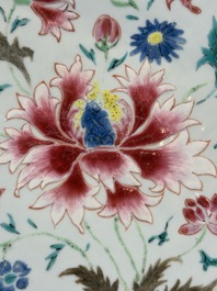 A Chinese famille rose dish with floral design, Qianlong