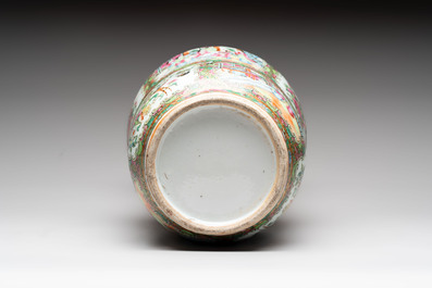 Four Chinese Canton famille rose vases, 19th C.