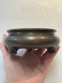 A Chinese bronze tripod censer, Yan Zhai 砚斋 mark, 18/19th C.