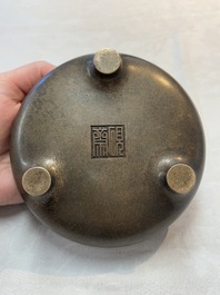 A Chinese bronze tripod censer, Yan Zhai 砚斋 mark, 18/19th C.