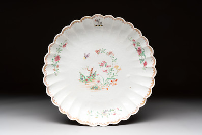 A Chinese famille rose pseudo-armorial tripod dish with the arms of Boschat for the French Market, Qianlong