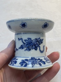 A pair of rare Chinese blue and white sanders with antiquities and floral design, Kangxi