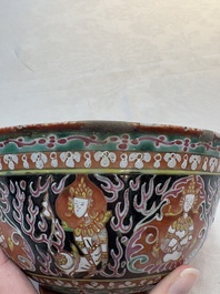A Chinese Bencharong bowl for the Thai market and an export bowl for the American market, 19th C.