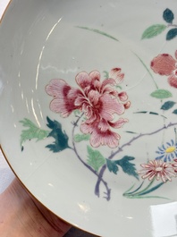 Two Chinese famille rose plates with floral design, Yongzheng/Qianlong
