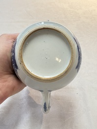 A Chinese blue and white teapot and cover with floral design, Kangxi