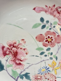 Two Chinese famille rose plates with floral design, Yongzheng/Qianlong