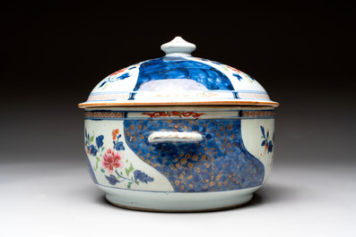 A Chinese famille rose blue-ground tureen, cover and stand, Qianlong