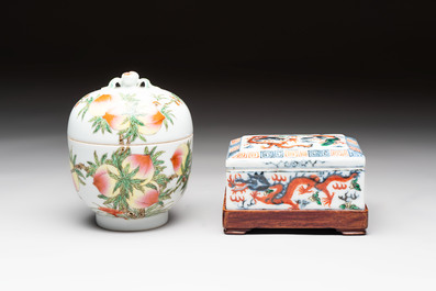 A Chinese wucai covered box, a blue and white ewer, a famille rose covered box and a plate, Wanli, Kangxi and Guangxu mark, 19/20th C.
