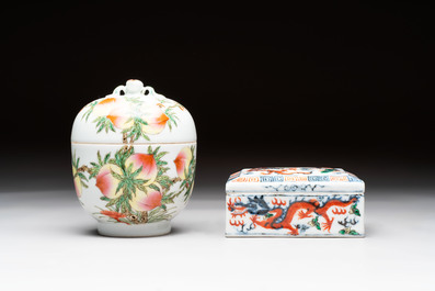 A Chinese wucai covered box, a blue and white ewer, a famille rose covered box and a plate, Wanli, Kangxi and Guangxu mark, 19/20th C.