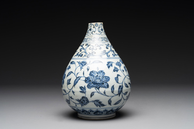 A Chinese blue and white 'yuhuchunping' vase with floral design, Ming