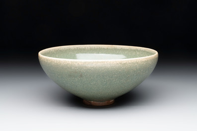 A Chinese green-glazed 'jun' bowl, Song