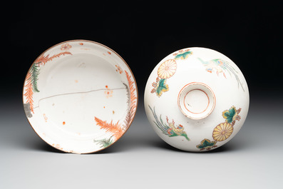 A Japanese ko-Imari 'phoenix' bowl and cover, Genroku Hachi Kinoto-i 元禄八乙亥 and Fu 福 mark, dated 1695