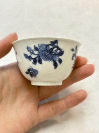 Six Chinese blue and white cups and seven saucers, 18/19th C.