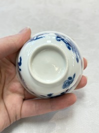 Six Chinese blue and white cups and seven saucers, 18/19th C.