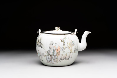 Five Chinese famille rose and qianjiang cai teapots and one wall vase, Qianlong and Guangxu marks, 19/20th C.