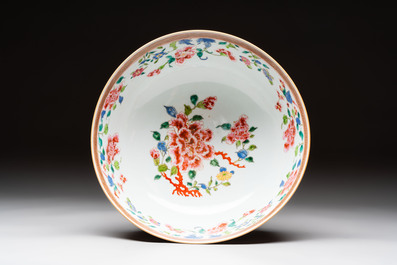 A Chinese famille rose capucin-ground bowl with landscape design, Qianlong
