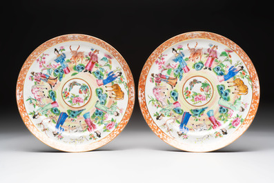 A Chinese Canton famille rose 12-piece diner service with figural design, 19th C.