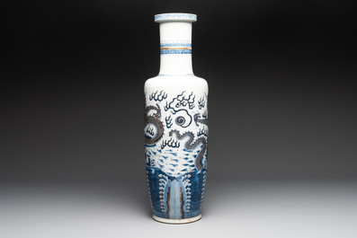 A large Chinese gilt-decorated blue and white 'dragon' rouleau vase, 19th C.