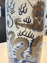 A large Chinese gilt-decorated blue and white 'dragon' rouleau vase, 19th C.