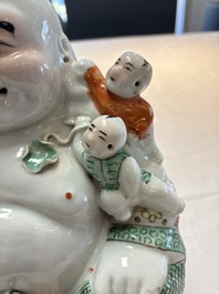 Two Chinese famille rose Milefo Buddhas, Zhu Mao Ji 朱茂記造 mark, 20th C.