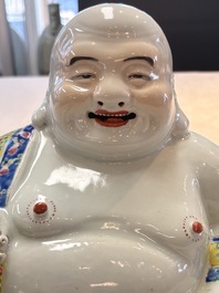 Two Chinese famille rose Milefo Buddhas, Zhu Mao Ji 朱茂記造 mark, 20th C.