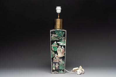 A Chinese famille rose 'millefleurs' water container, a covered bowl, a spoon and a famille noire vase mounted as lamp, Qianlong mark, 19/20th C.