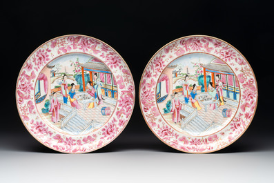 Five unusual and fine Chinese Canton famille rose dishes with puce-enamelled rims, 19th C.