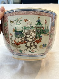 A Chinese famille verte 'antiquities' bowl and cover, Kangxi
